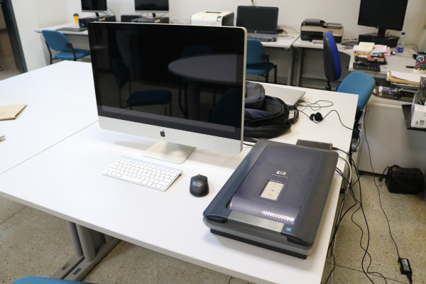 Scanner de slides e negativos HP Scanjet G40501.JPG